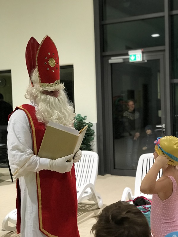 2023 Schwimmen Hallenbadbesichtigung u. Nikolaus